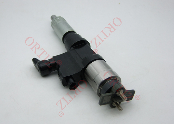 Durable Diesel Injector Nozzle Steel Material 3 Months Warranty 095000 - 5601